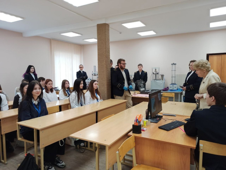 Приняли участие в 2-дневном профориентационном интенсиве на базе СОФ МГРИ..